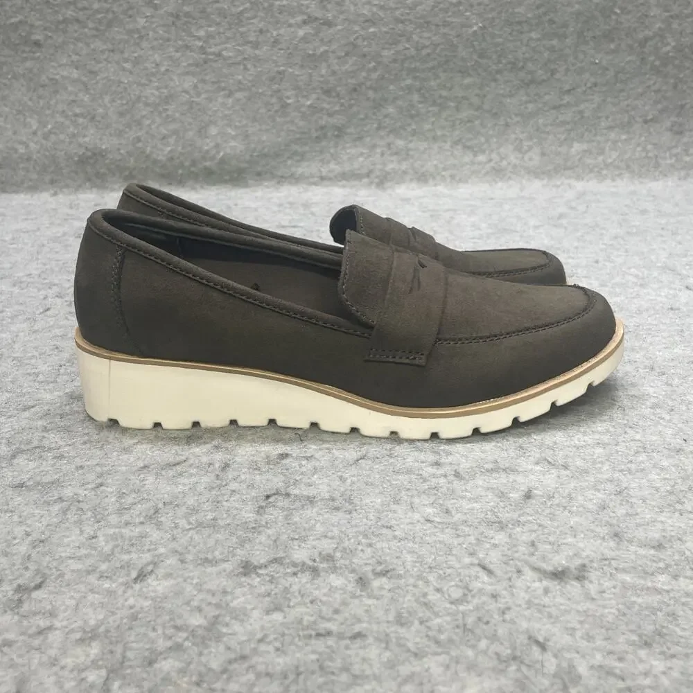 St. John’s Bay Barrow Loafers Women’s Size 8 Olive Green Slip On Comfort Shoes